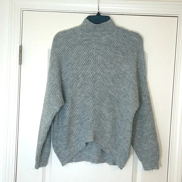Vince Camuto Gray Soft Funnel Neck Sweater - Size Small - Picture 5 of 6